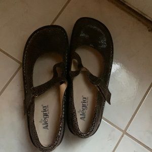 Brown leather, Mary Jane style, size 40